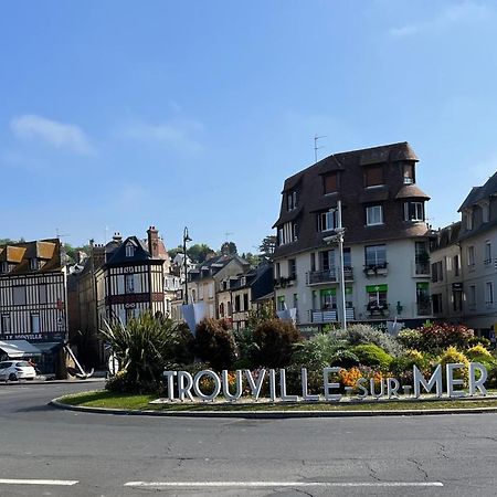Hauteurs De Trouville - Studio Avec Terrasse Au Calme エクステリア 写真